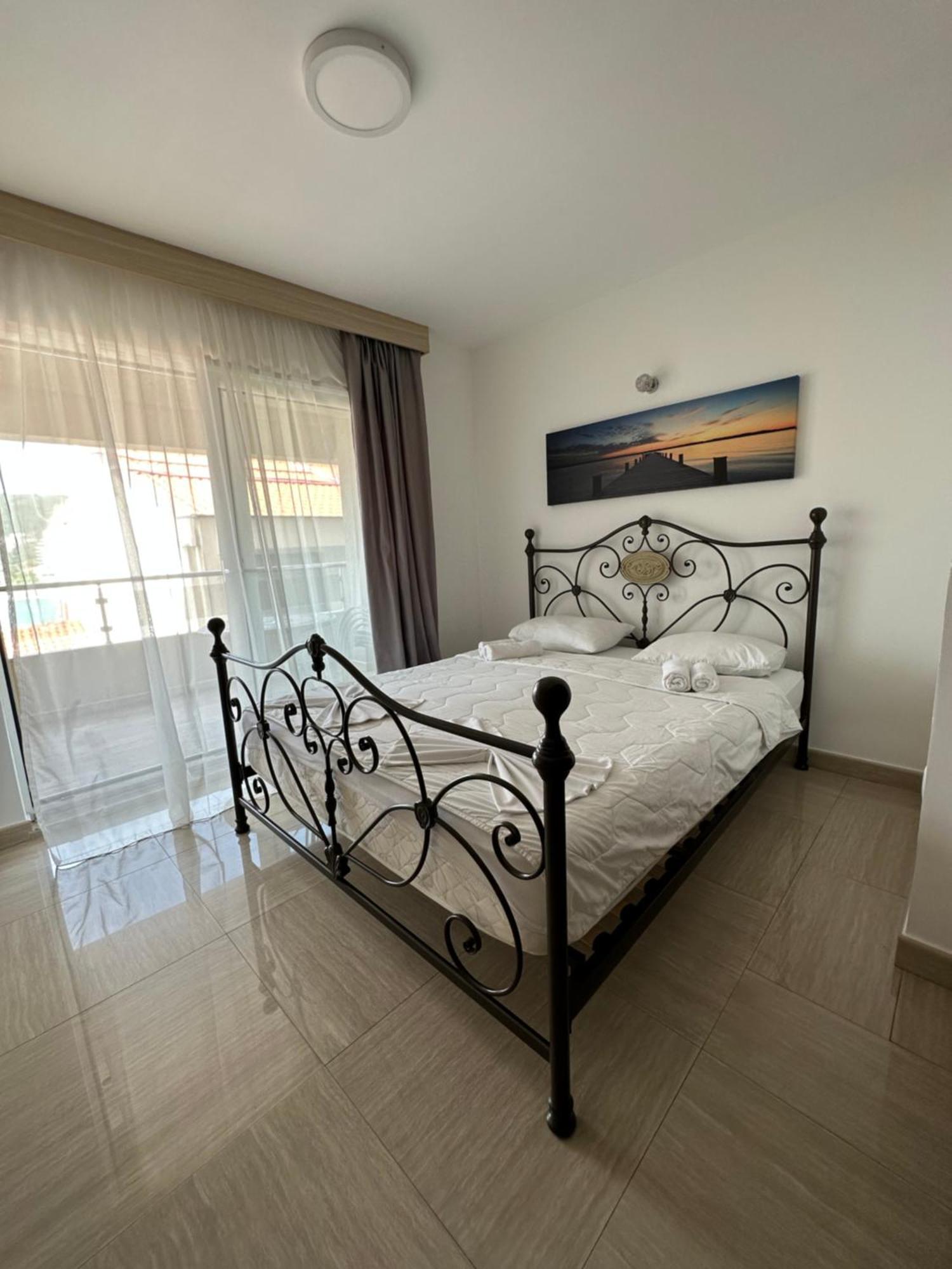 Aura Apartment Budva