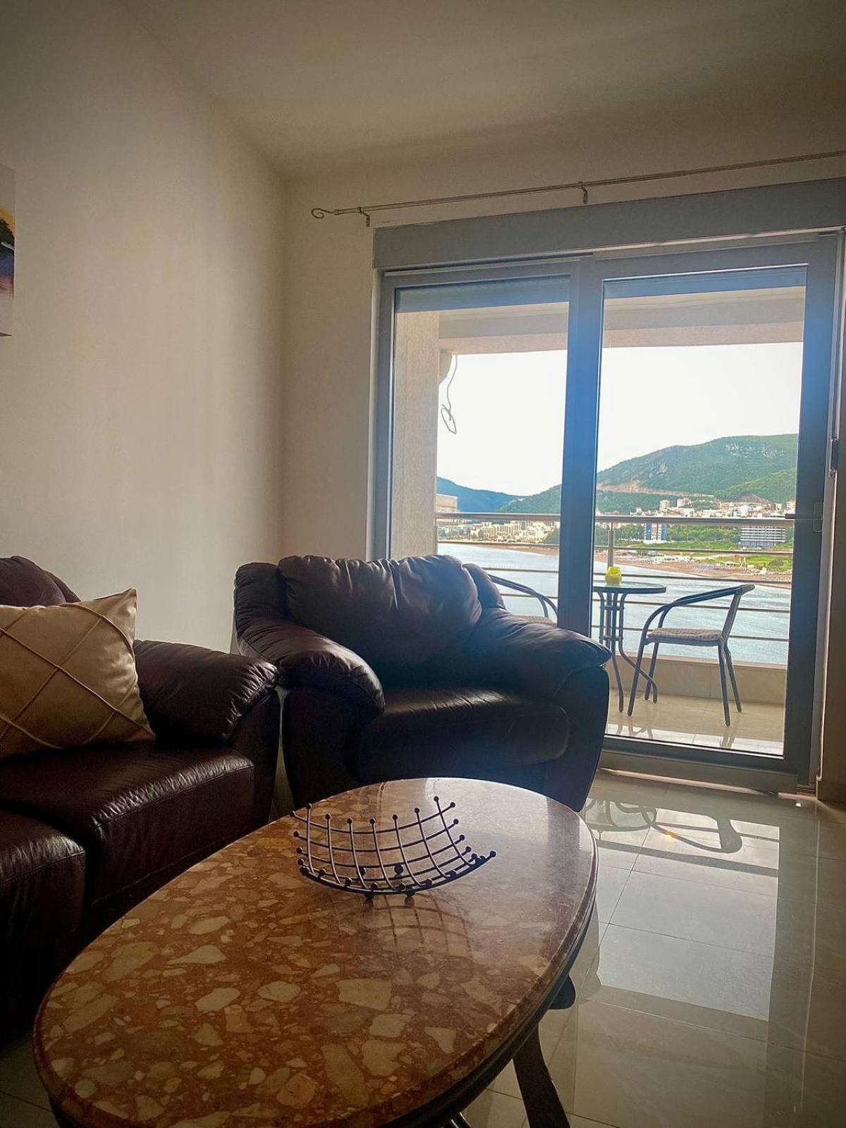 Apartment Aura Budva