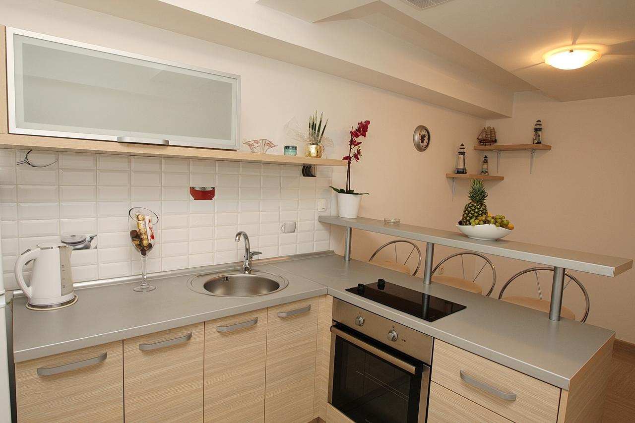 Aura Apartment Budva