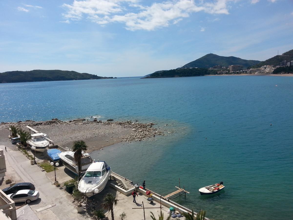 Aura Apartment Budva