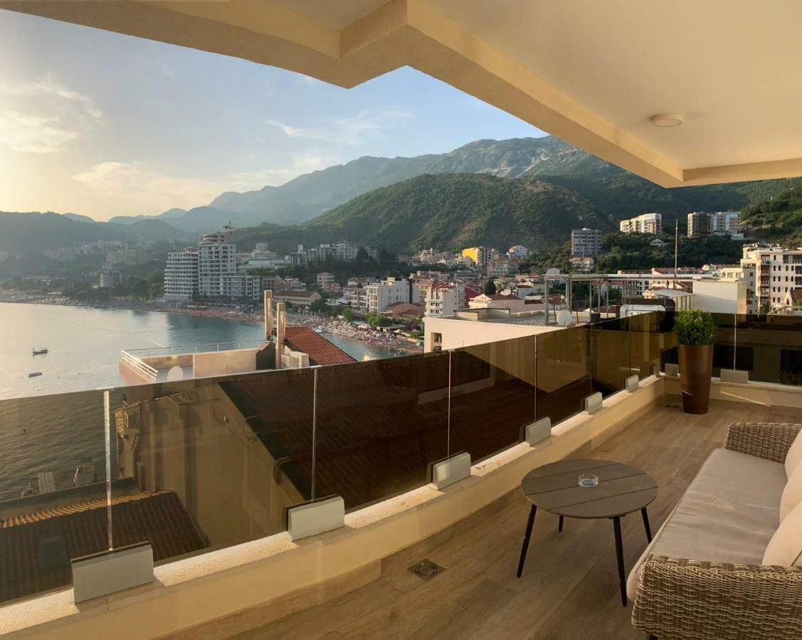 Aura Budva